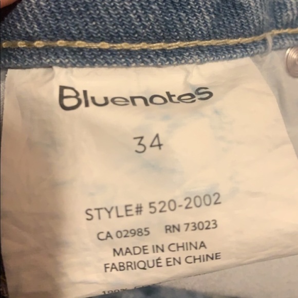 Light blue jean shorts - Picture 3 of 3